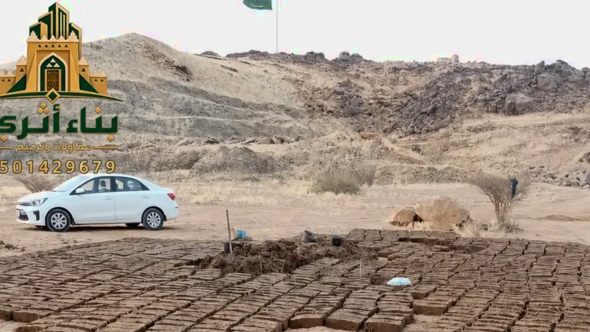 بناء القلاع والحصون التراثية في تبوك