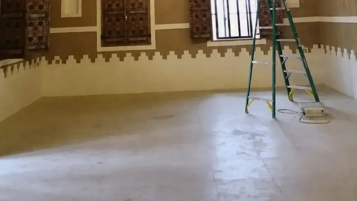 بناء وترميم مساجد الطين في الحدود الشمالية